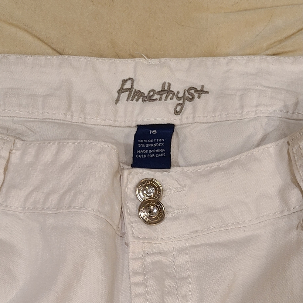 Amethyst cropped white jeans size 16 W
